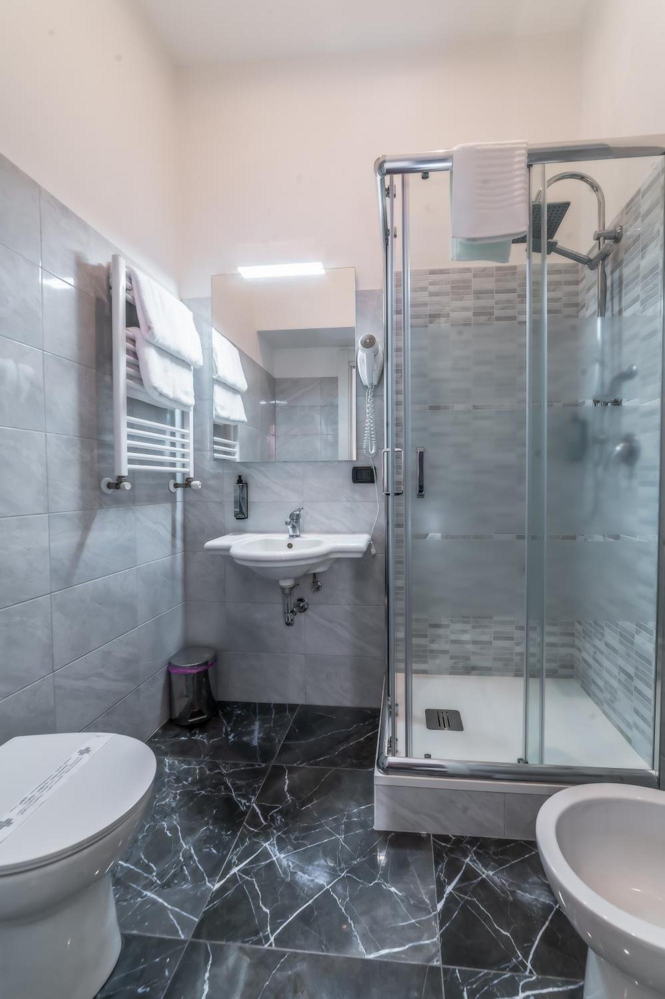 Rome In Love B&B - Termini Train Station 外观 照片